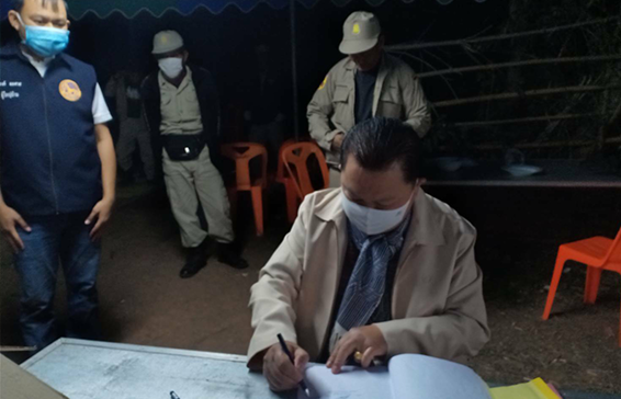 การป้องกันอุบัติเหตุจราจรทางถนนในช่วงเทศกาลปีใหม่ อบต.หนองขาม